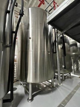 117_Double Jacketed Brewing Tank