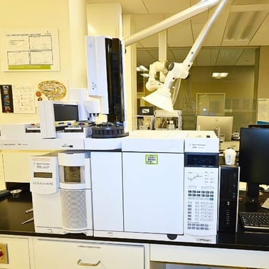 110 Agilent Gas Chromatograph w- MSD