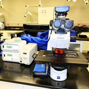 3 Zeiss Microscope w- Objective Lenses