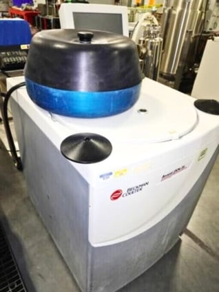 112_Beckman Coulter Floor Centrifuge with Rotor