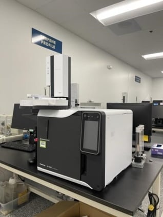 505_Shimadzu GC-2030AF Gas Chromatograph